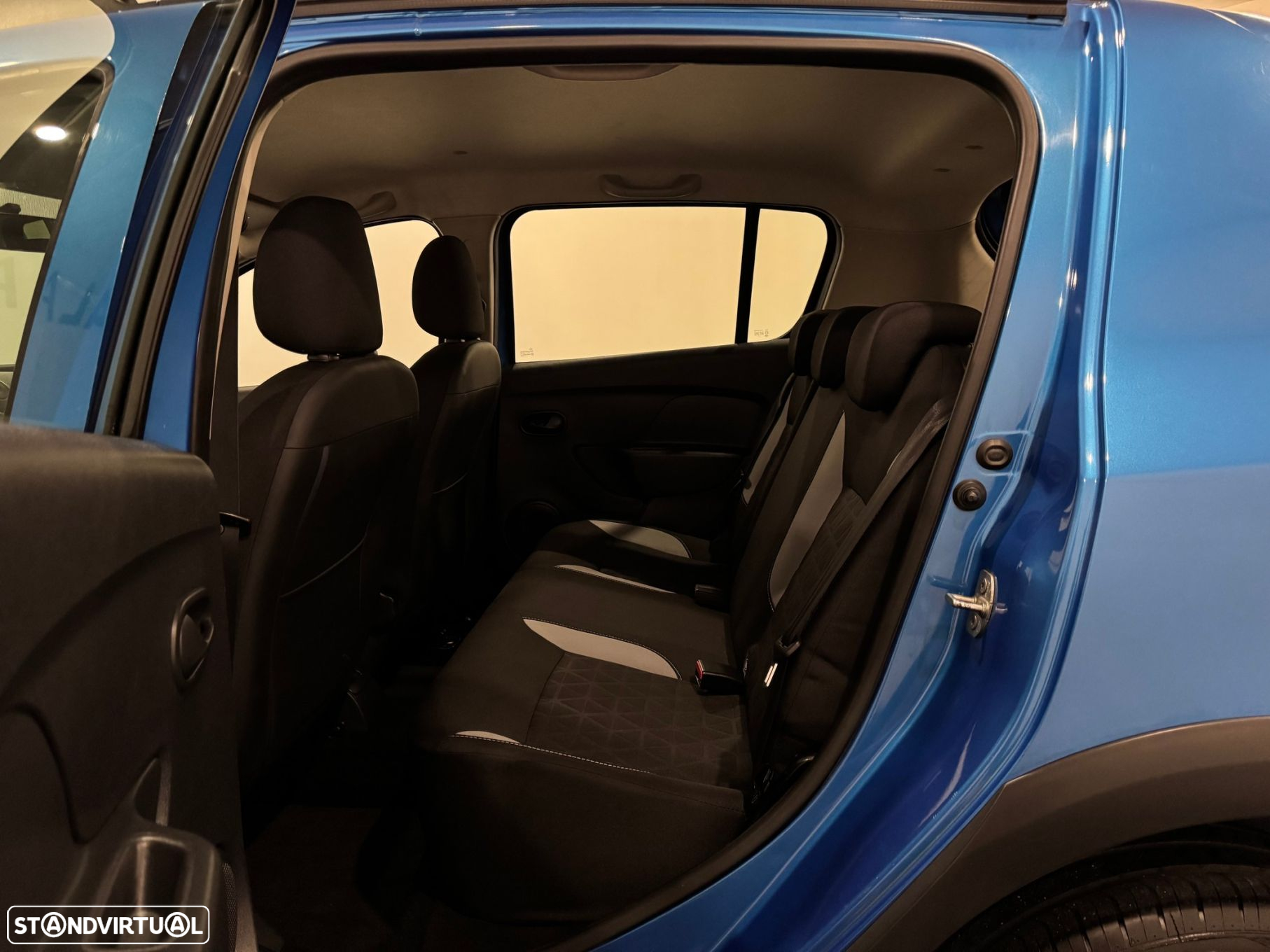 Dacia Sandero 0.9 TCe Stepway - 33