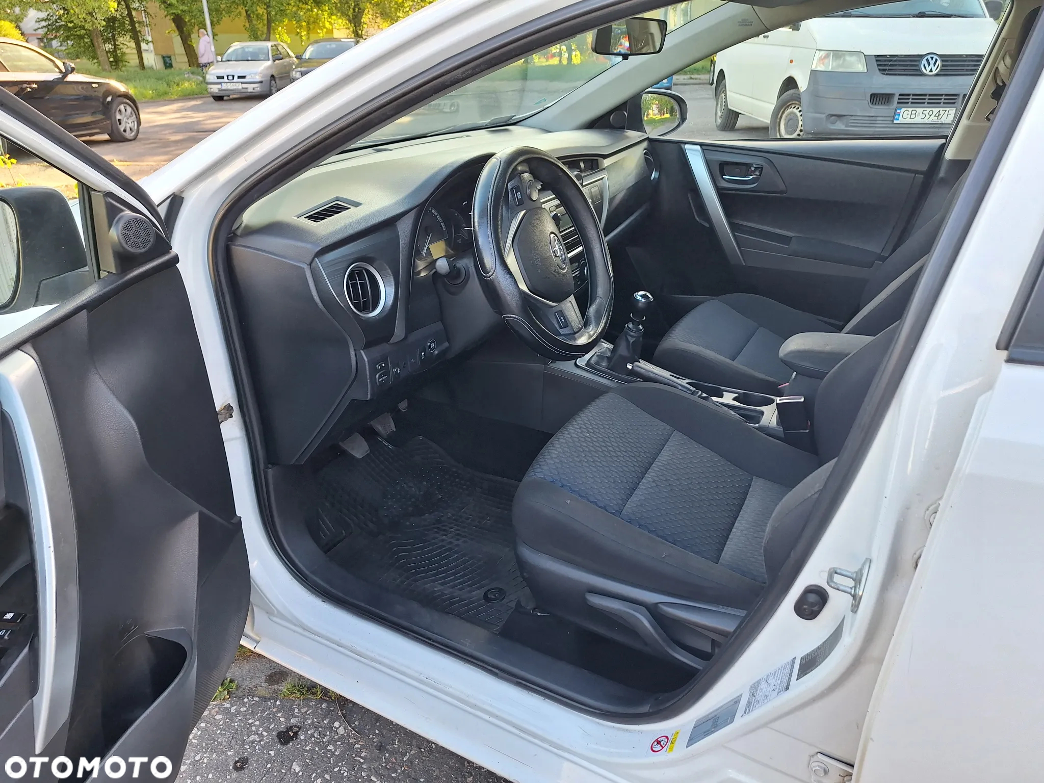 Toyota Auris 1.6 Dynamic - 8