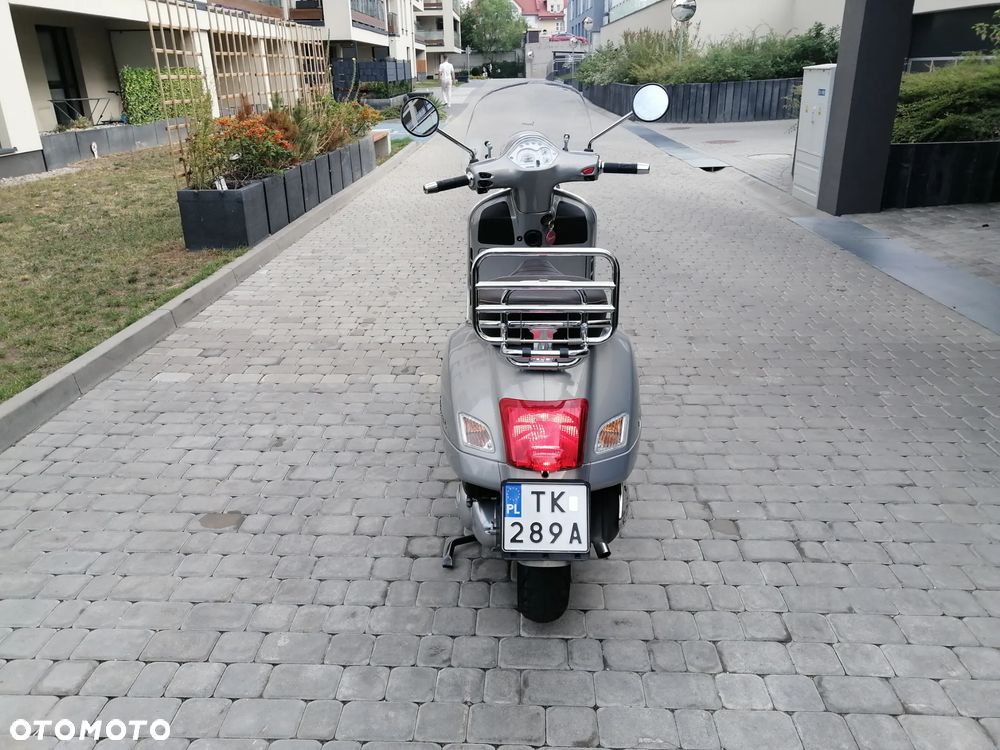 Vespa GTS - 6