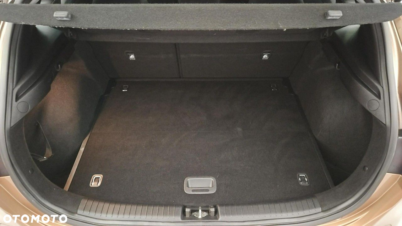 Kia Ceed 1.5 T-GDI L Business Line - 24