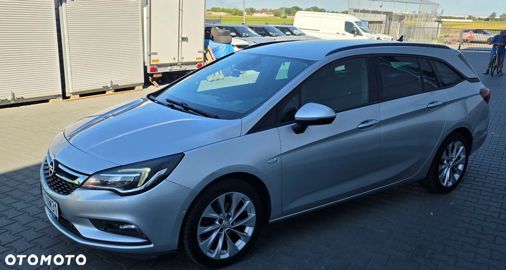 Opel Astra 1.6 CDTI Dynamic S&S - 3