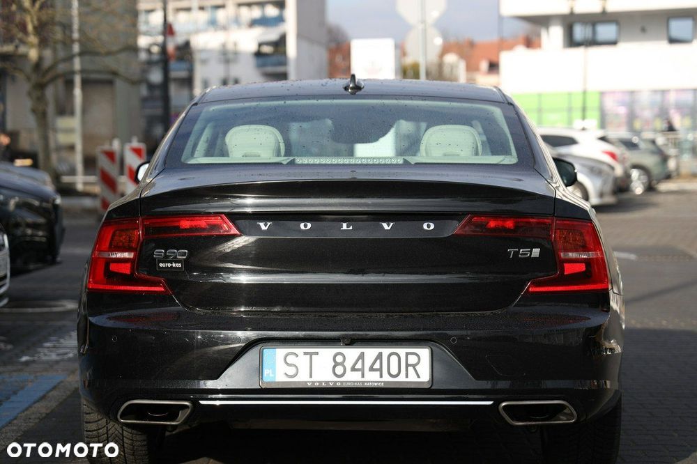 Volvo S90 - 7