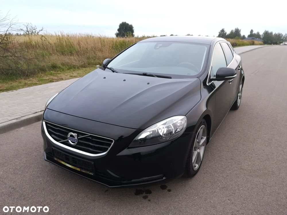 Volvo V40 T3 Momentum - 37