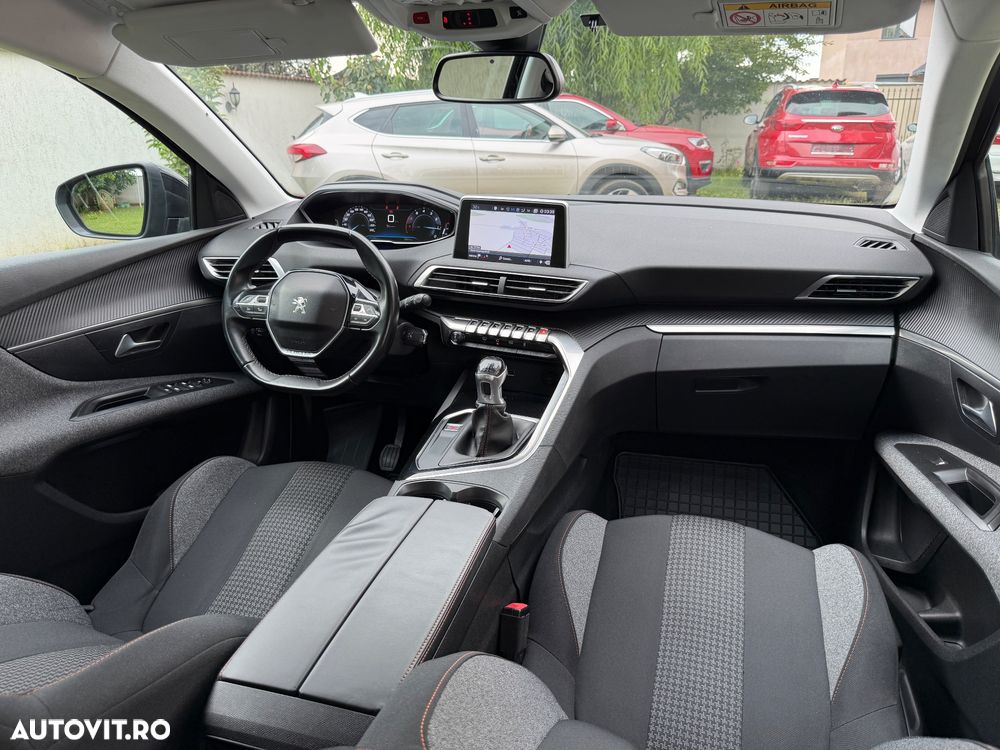 Peugeot 3008 PureTech 130 Stop & Start GPF EAT8 Active Business-Paket - 40