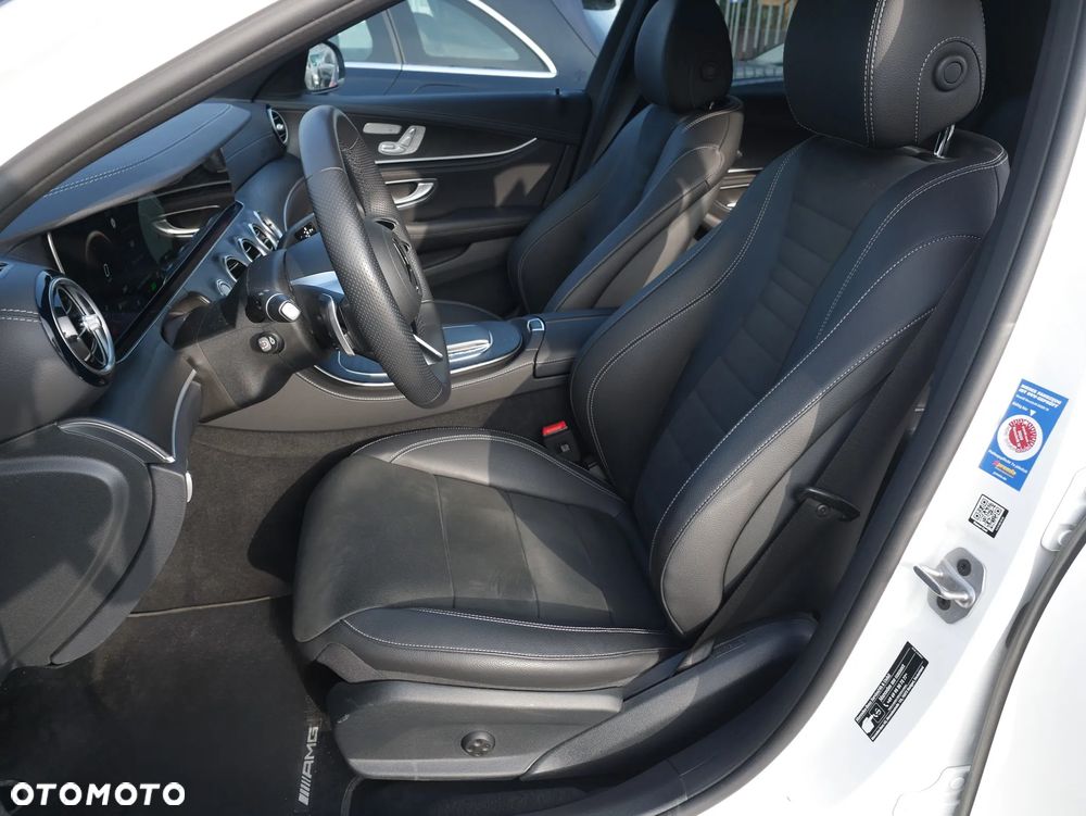 Mercedes-Benz Klasa E 300 de 4Matic 9G-TRONIC AMG Line - 12