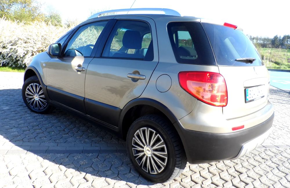 Fiat Sedici - 11