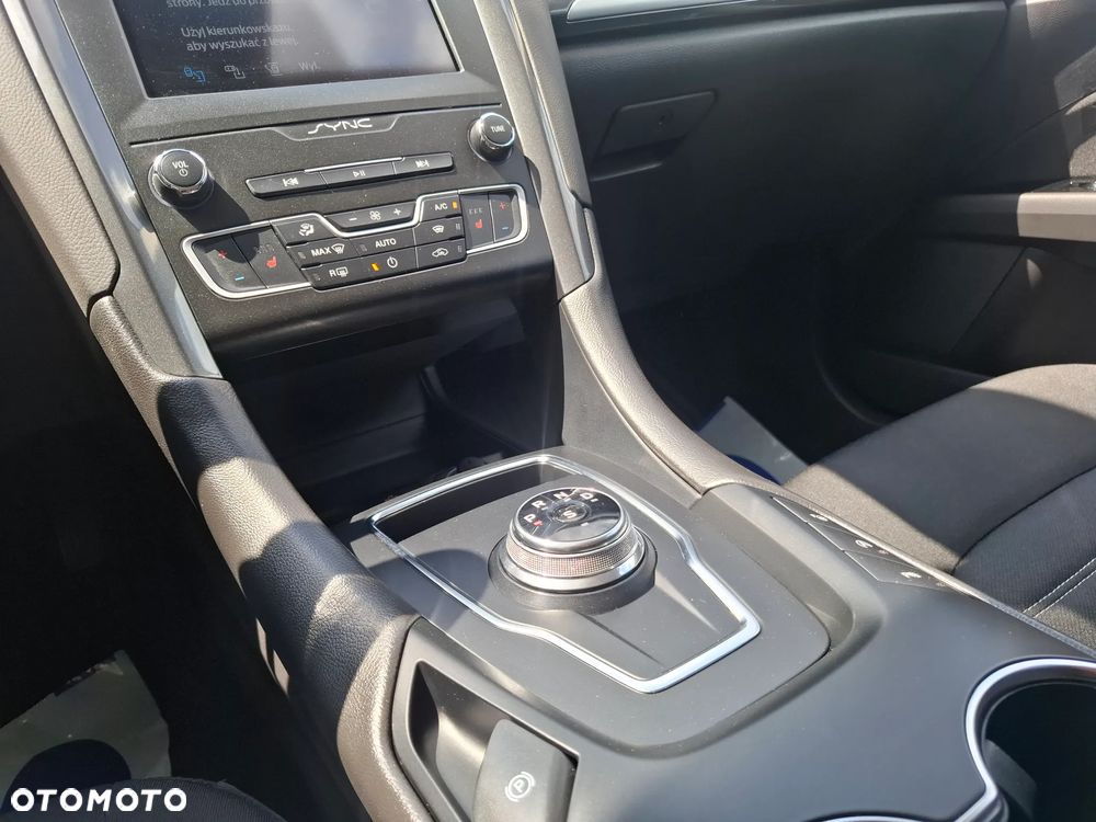 Ford Mondeo SW - 20