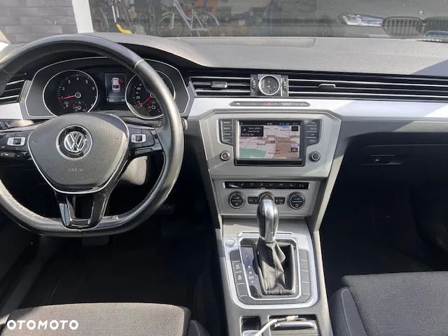Volkswagen Passat 1.8 TSI BMT Comfortline DSG - 3