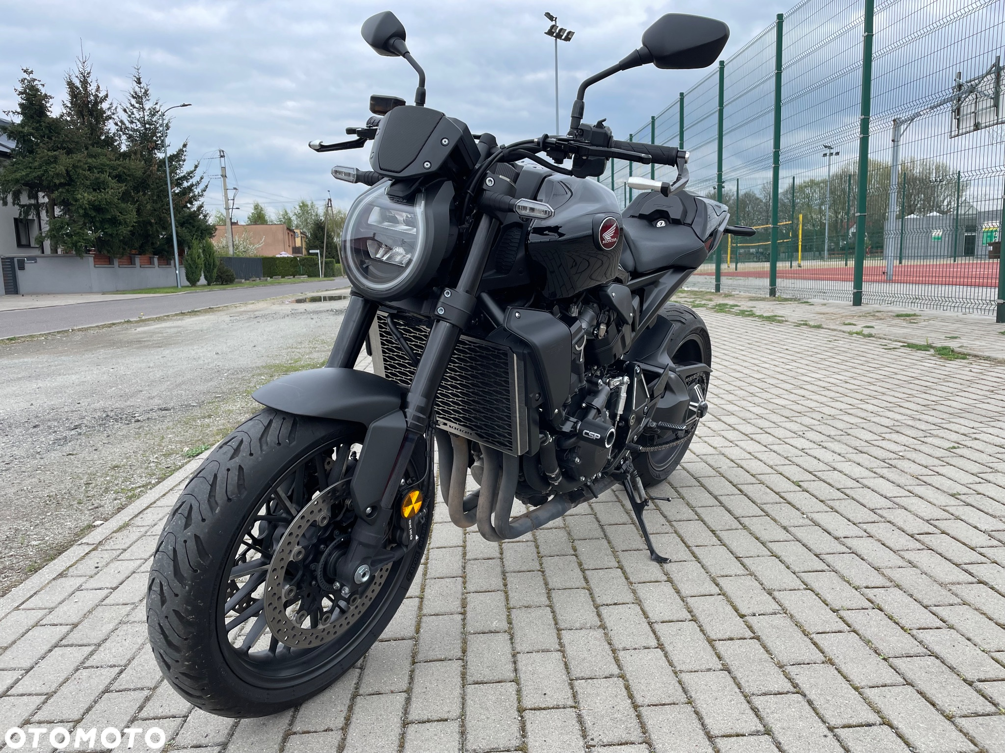 Honda CB - 11