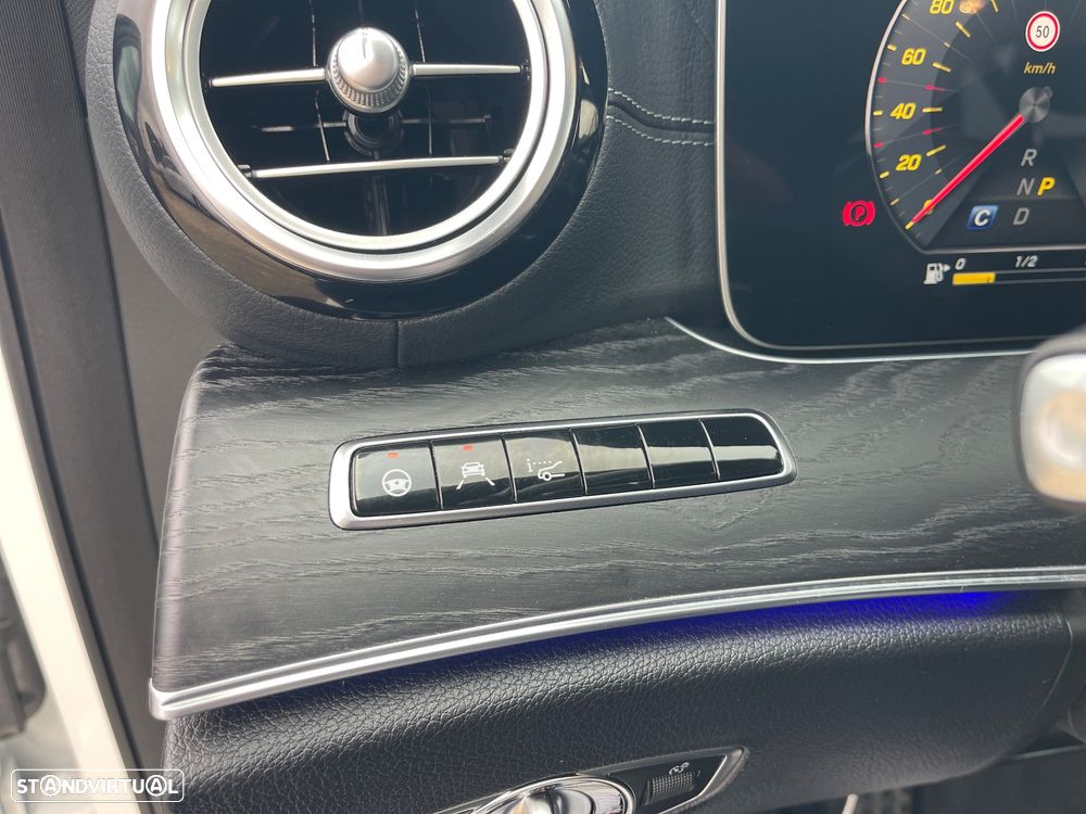 Mercedes-Benz E 300 de 9G-TRONIC AMG Line - 15