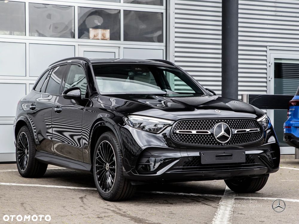 Mercedes-Benz GLC 220 d mHEV 4-Matic AMG Line - 4