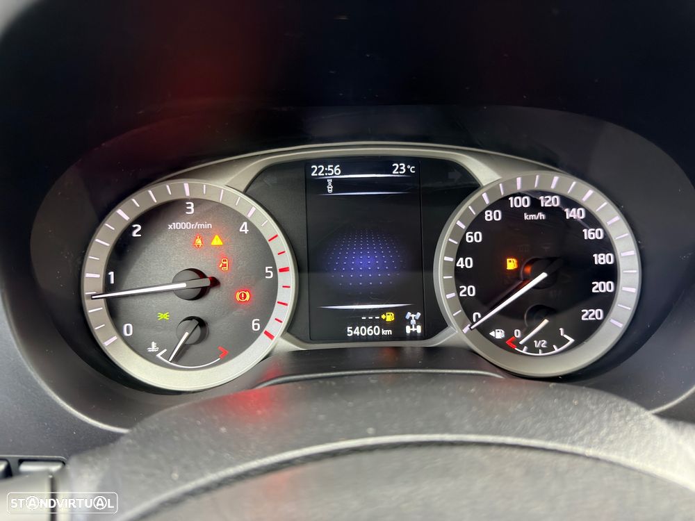 Nissan Navara 2.3 dCi CD 4WD Tekna - 30