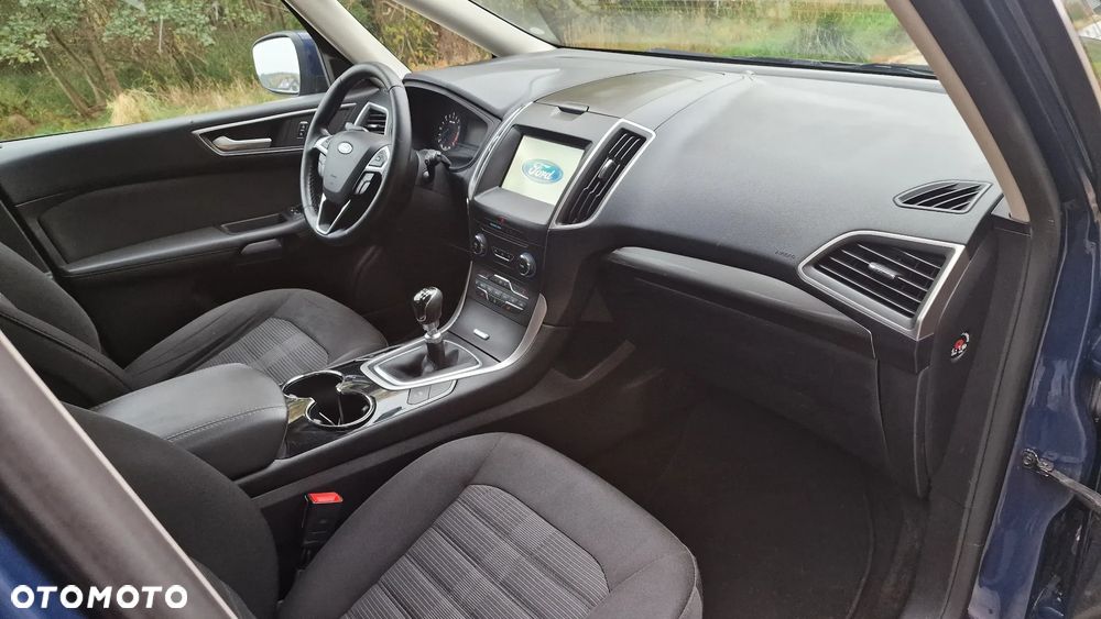 Ford Galaxy - 28