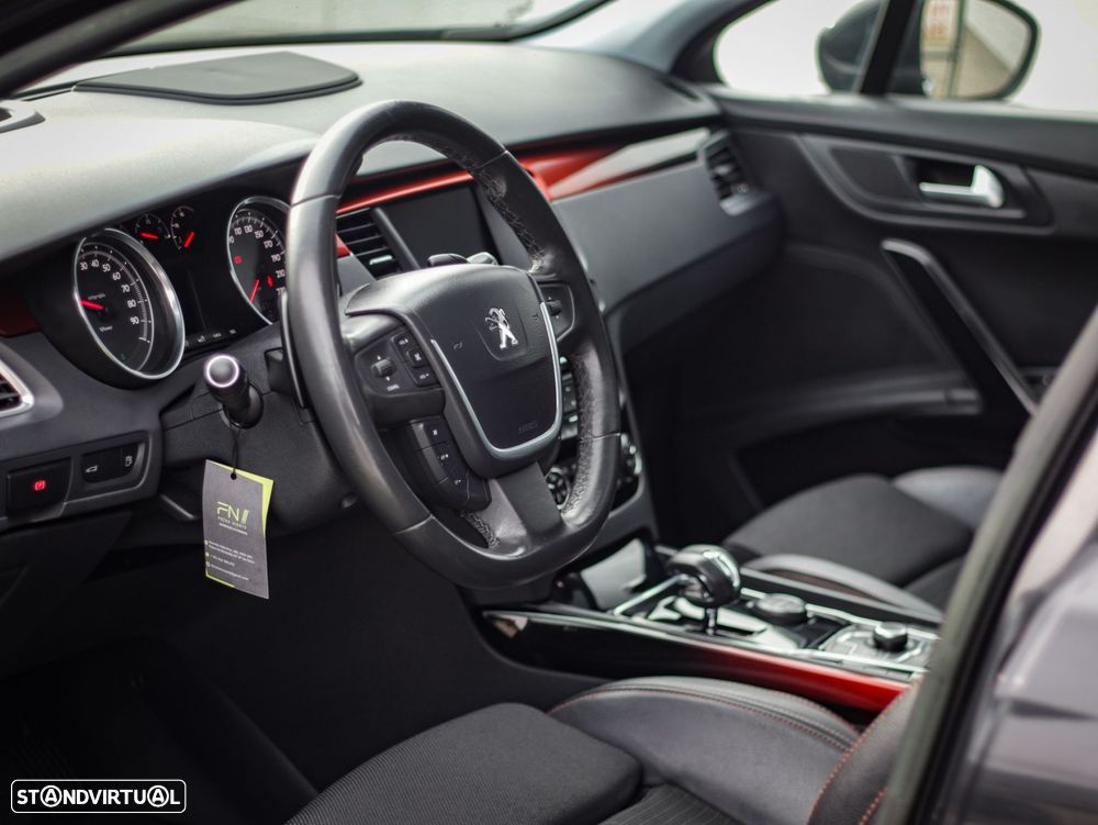 Peugeot 508 RXH 2.0 HDi Hybrid4 2-Tronic - 20