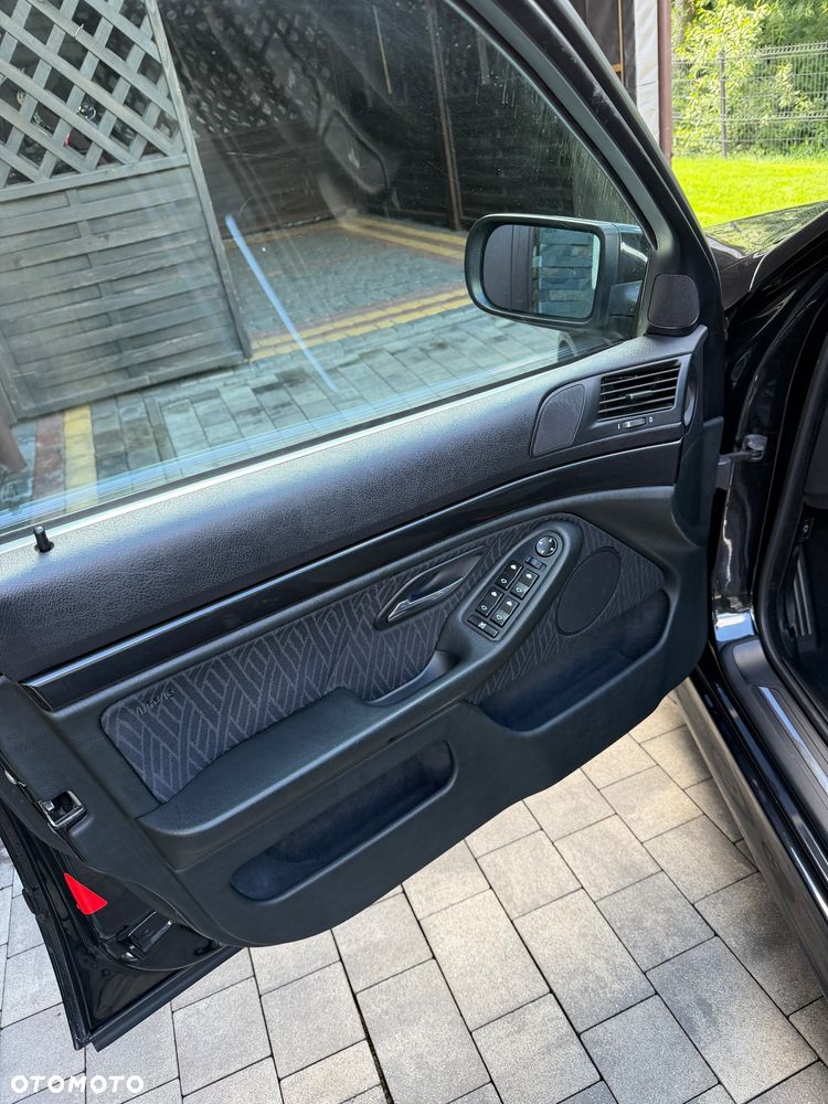 BMW Seria 5 - 13