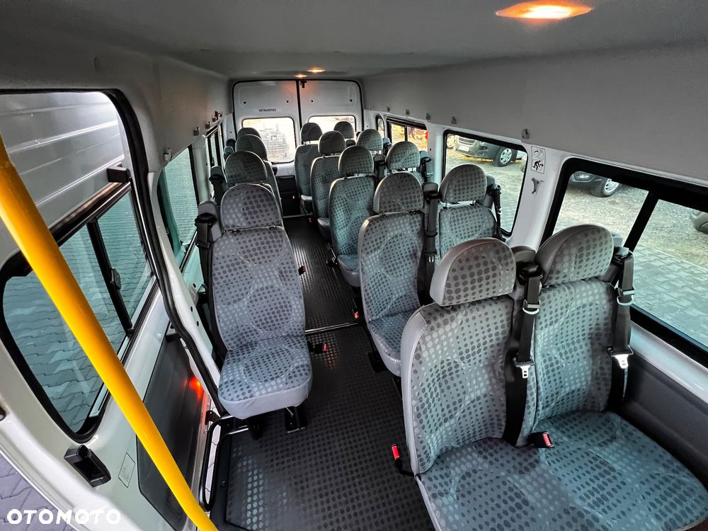 Ford Transit Autobus 17 osobowy - 26