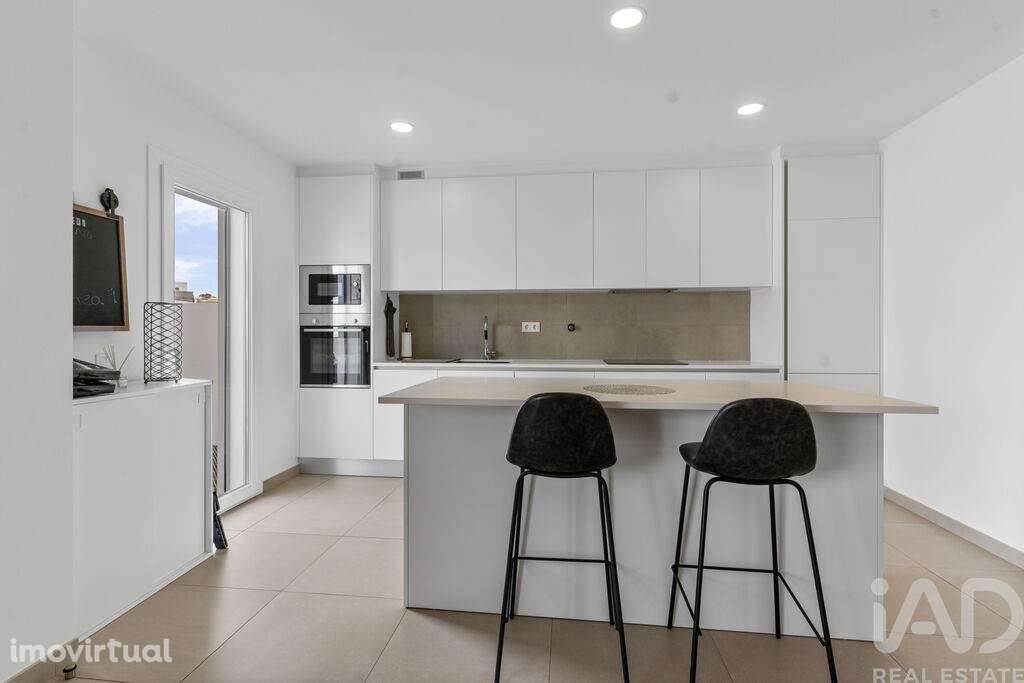 Casa / Villa T4 em Estômbar e Parchal de 178,00 m2 - Grande imagem: 5/22