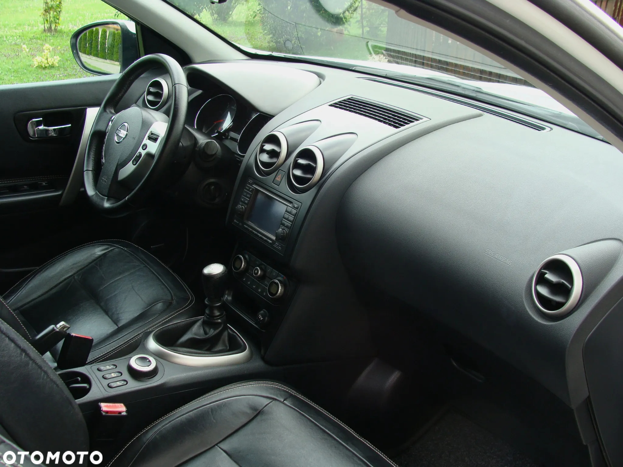 Nissan Qashqai 2.0 dCi 4 x 4 DPF acenta - 8