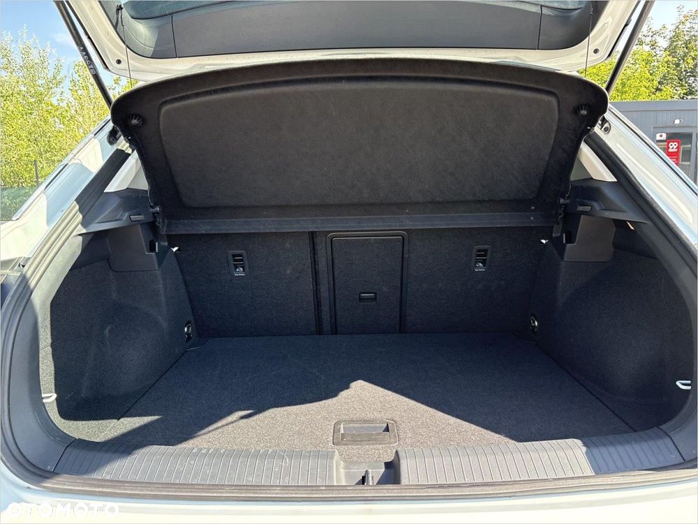 Volkswagen T-Roc 1.5 TSI Life DSG - 17