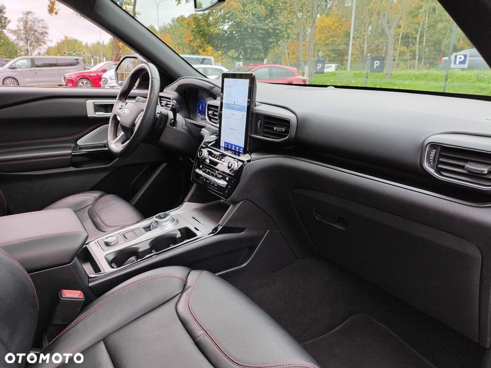 Ford Explorer 3.0 EcoBoost PHEV 4WD ST-Line - 33