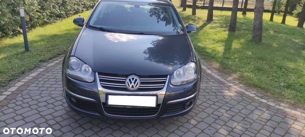 Volkswagen Jetta - 5