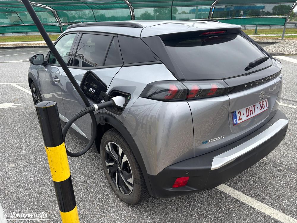 Peugeot e-2008 Allure Pack - 4