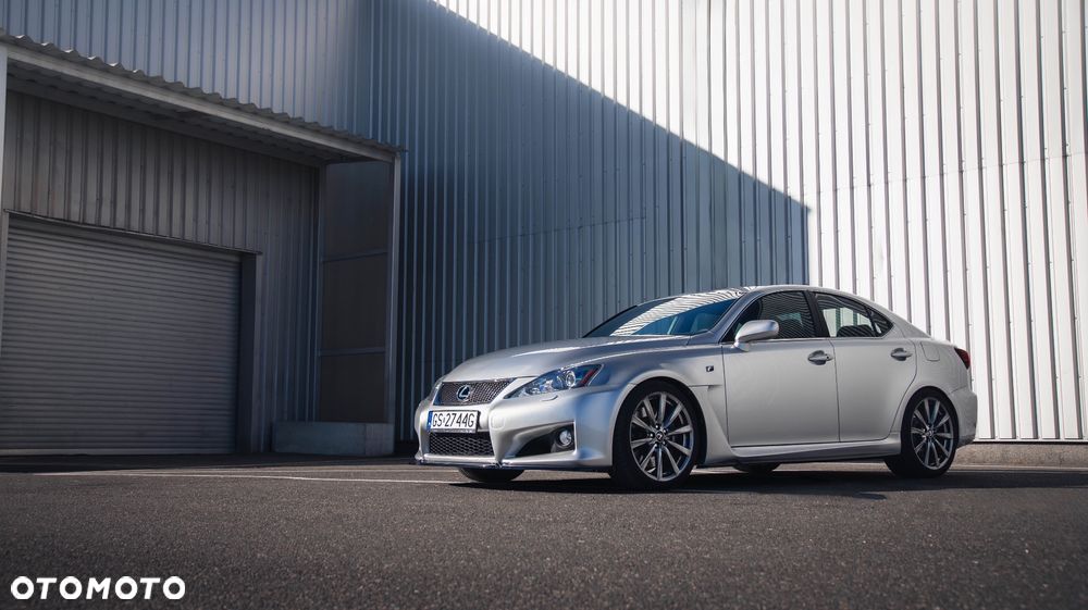 Lexus IS F Sport - 6