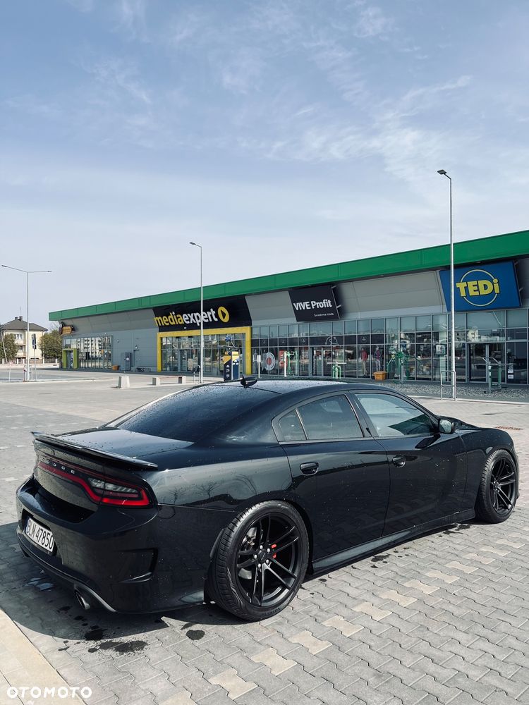 Dodge Charger 5.7 R/T - 2