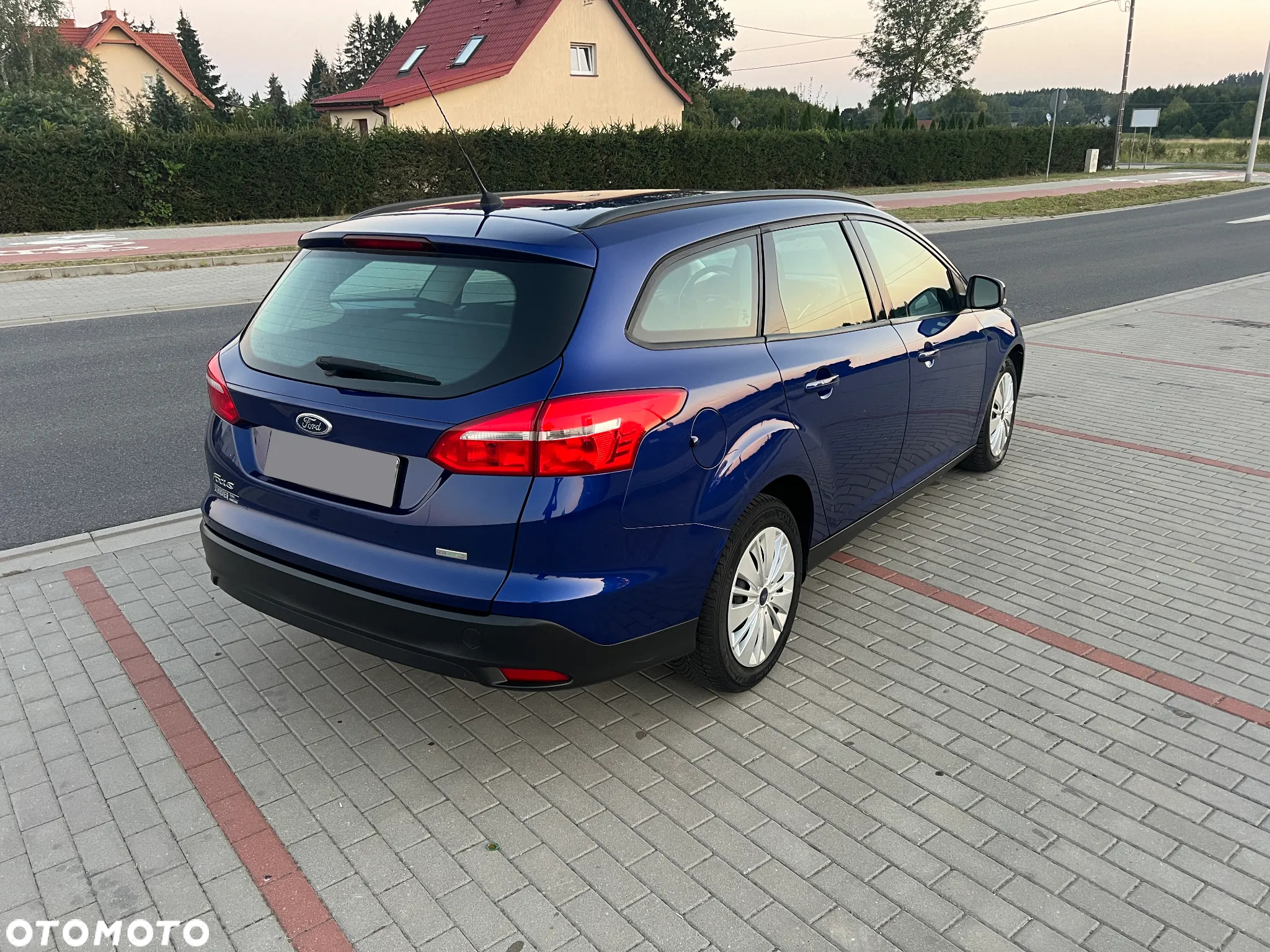 Ford Focus 1.0 EcoBoost Trend ASS - 4