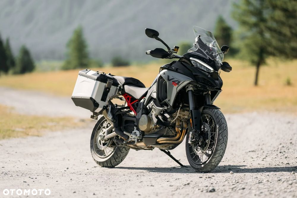 Ducati Multistrada - 12