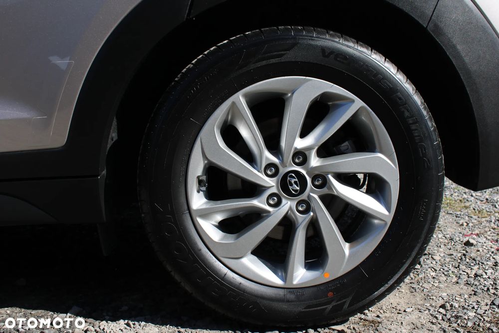 Hyundai Tucson 1.7 CRDI BlueDrive Comfort 2WD DCT - 40