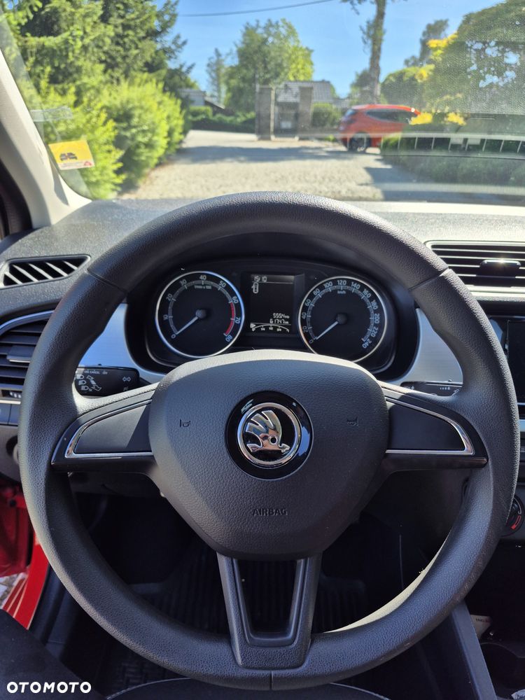 Skoda Fabia - 8