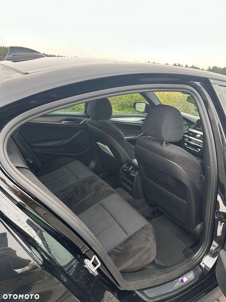 BMW Seria 5 520d M Sport sport - 10