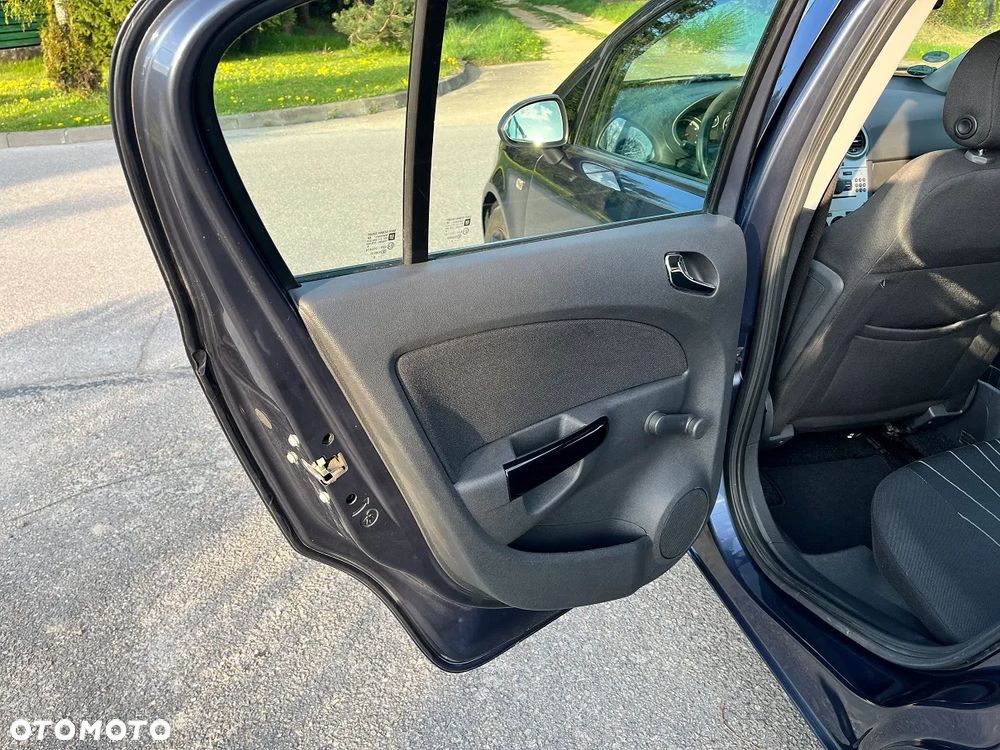 Opel Corsa 1.2 16V Edition - 31