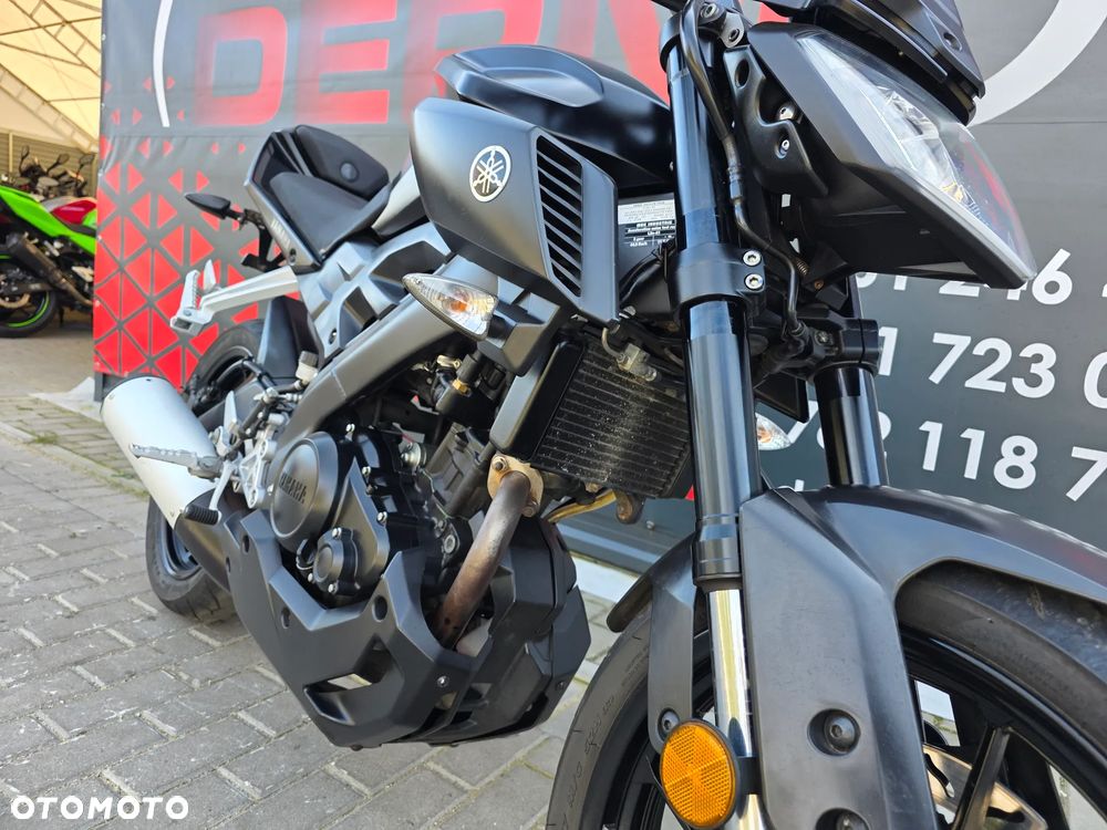 Yamaha MT - 27