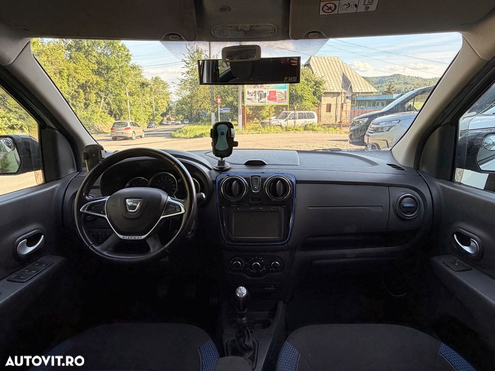 Dacia Lodgy 1.5 dCi Stepway - 9