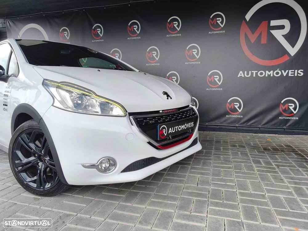 Peugeot 208 1.6 THP GTi - 36