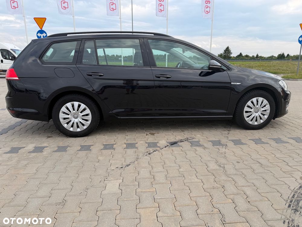 Volkswagen Golf 1.6 TDI BlueMotion Technology Comfortline - 18
