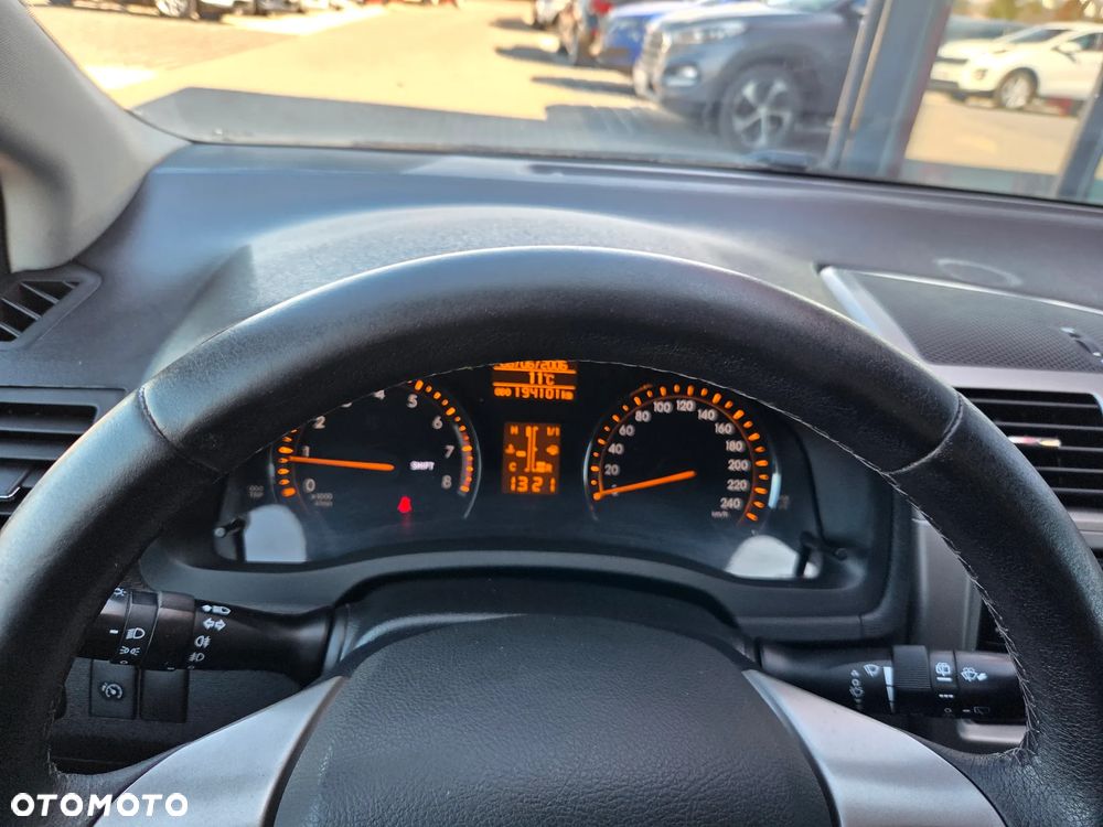 Toyota Avensis 1.6 Edition - 29