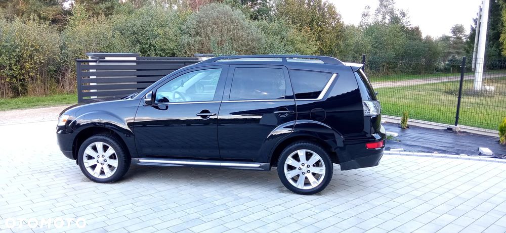 Mitsubishi Outlander - 5