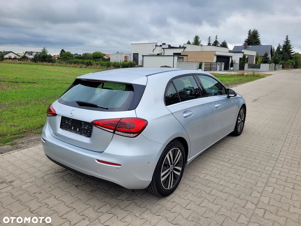 Mercedes-Benz Klasa A 180 d 7G-DCT Edition 1 - 4