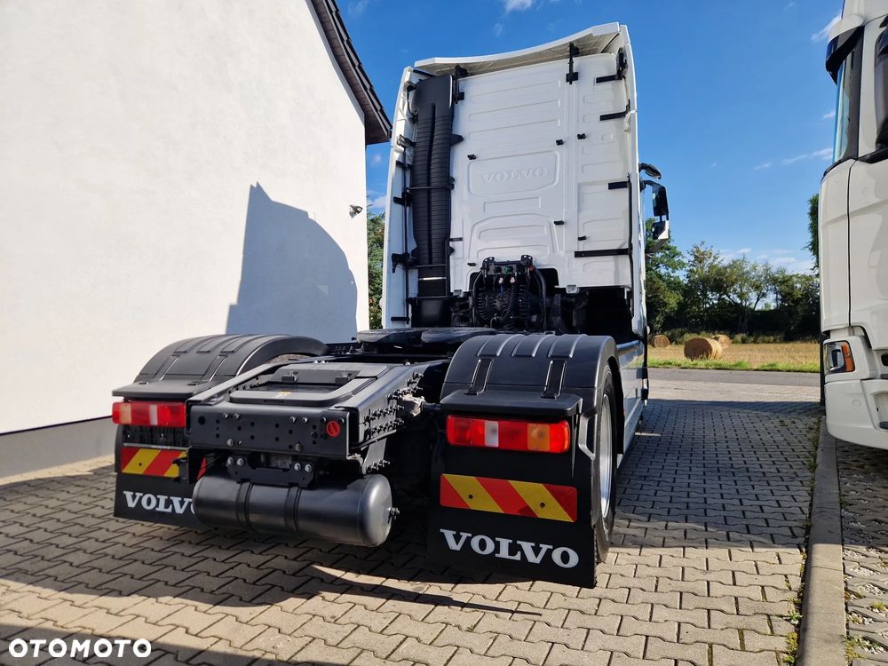Volvo FH500 I-PARK COOL OSŁONY MIĘDZYOSIOWE - 6
