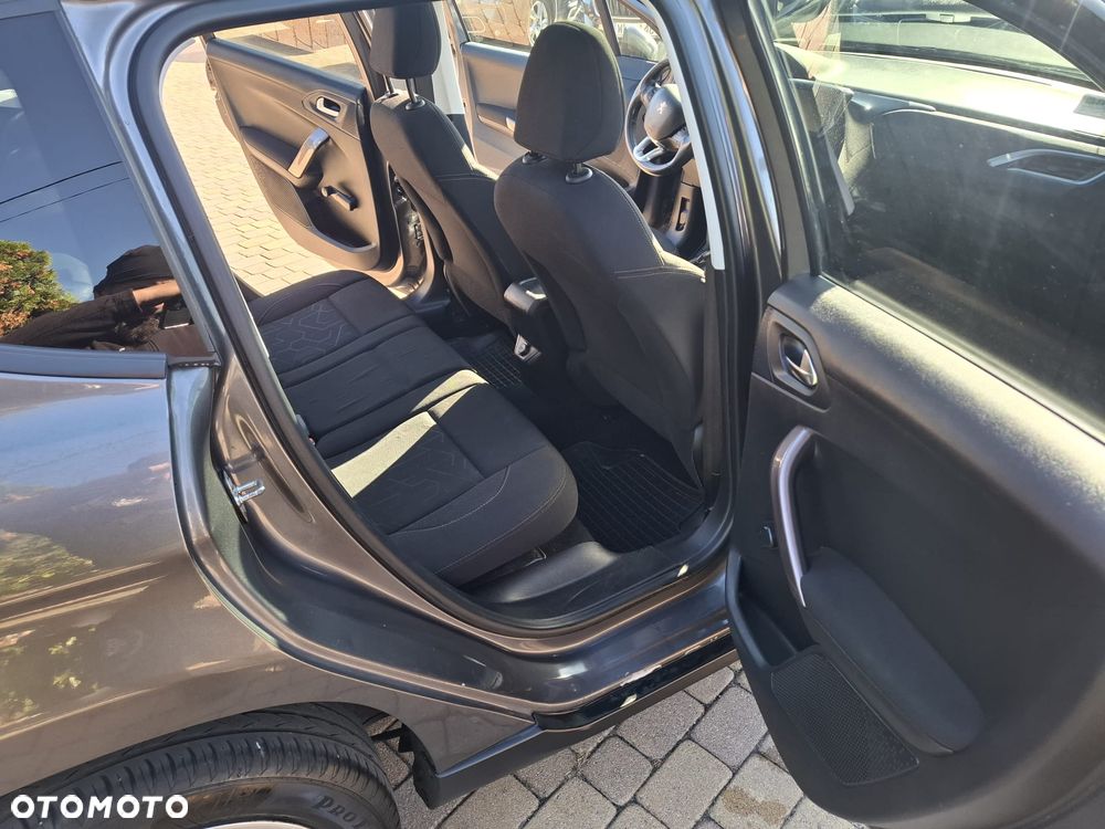 Peugeot 2008 82 VTI Allure - 13