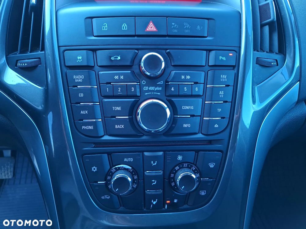 Opel Astra 1.6 Executive - 20