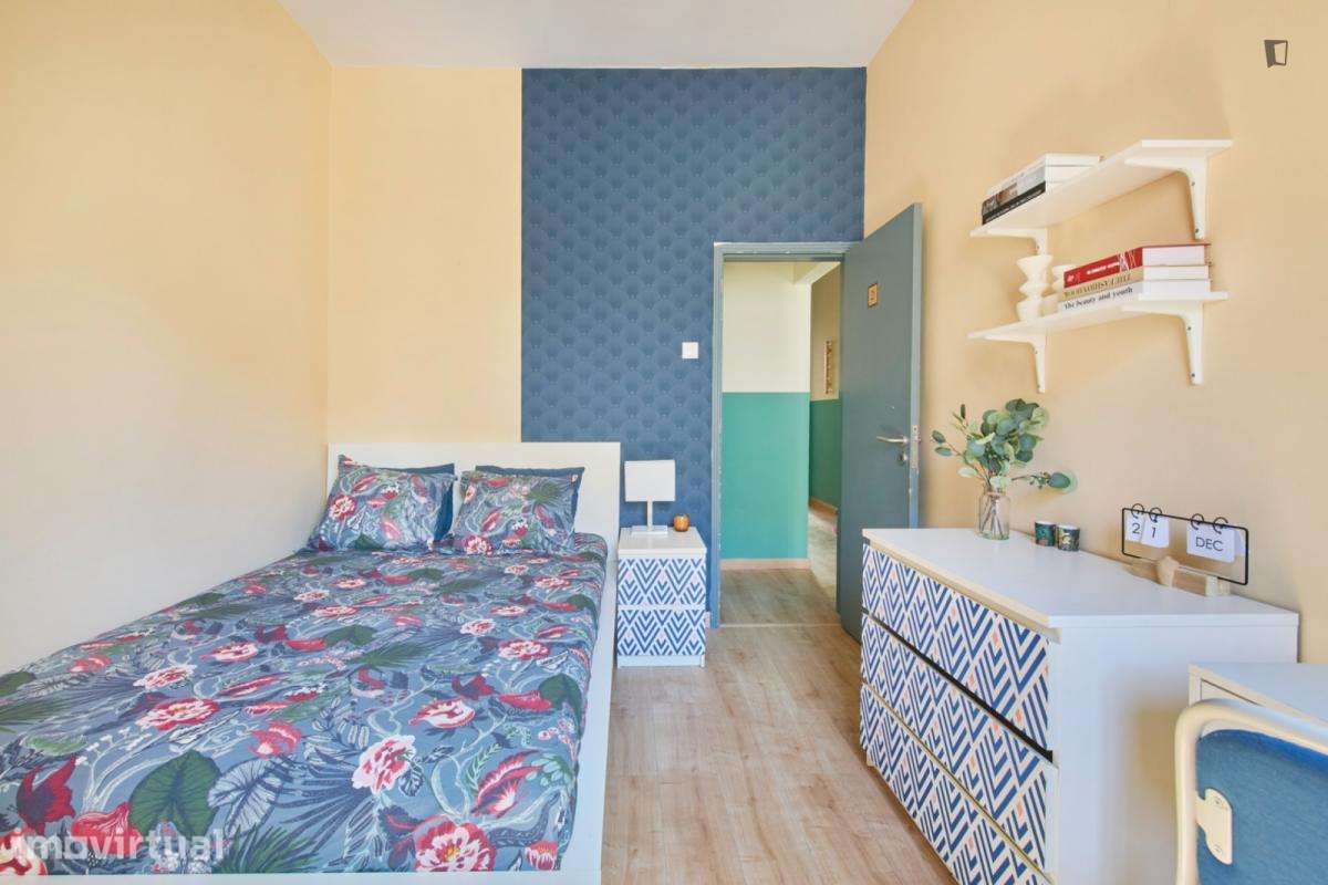 Quarto - localizado em Alameda Lisbon - Grande imagem: 4/45
