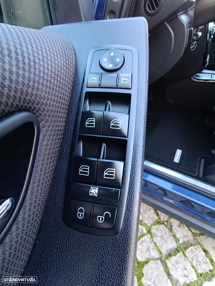 Mercedes-Benz A 150 Classic - 21