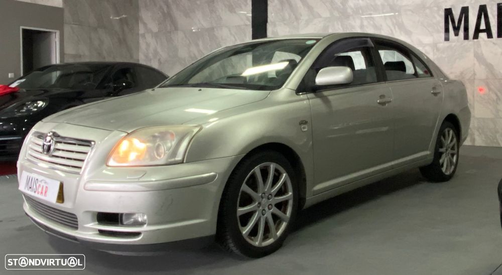 Toyota Avensis LB 2.0 D-4D Sol S/GPS - 1