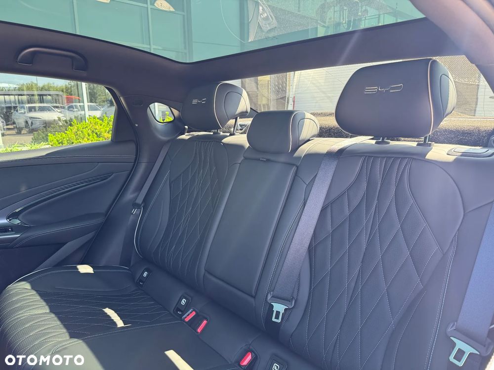 BYD Seal - 16