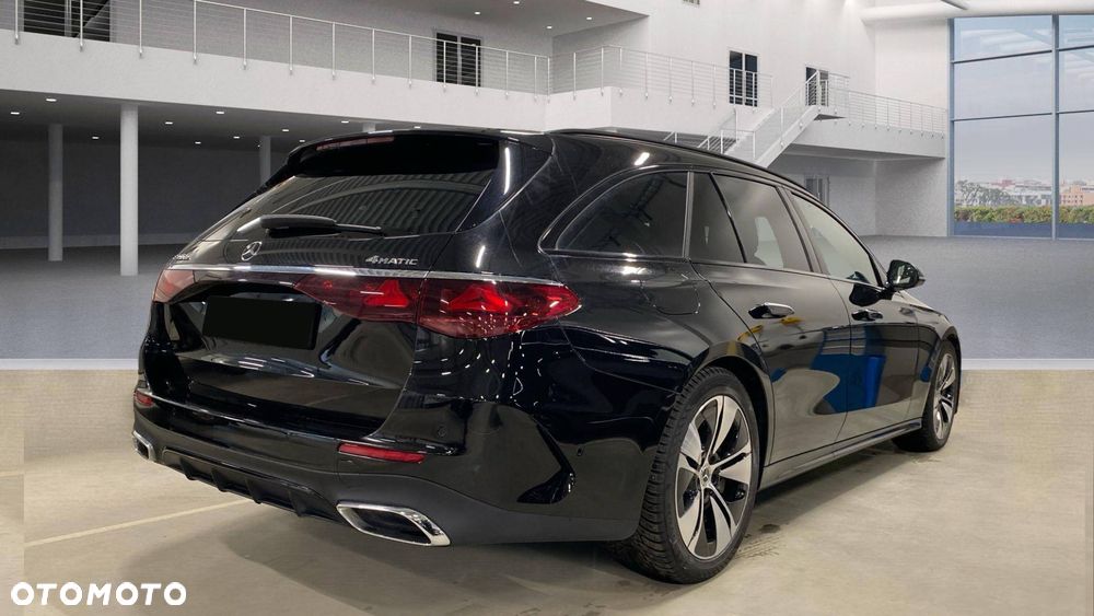 Mercedes-Benz Klasa E 300 de PHEV 4-Matic AMG 9G-Tronic - 5