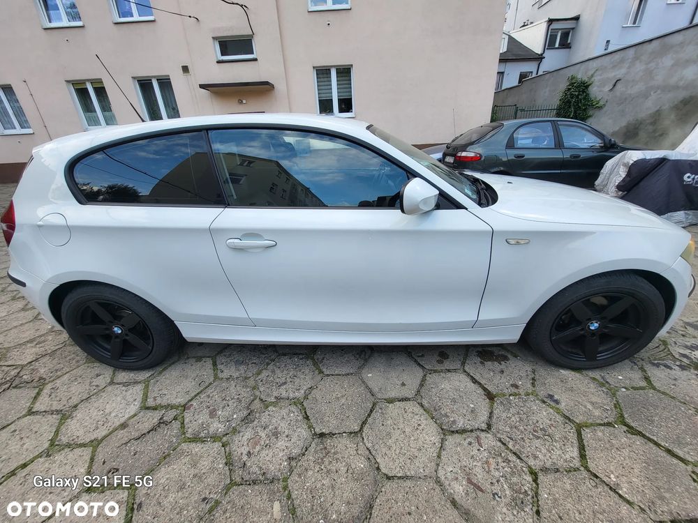 BMW Seria 1 116i - 1